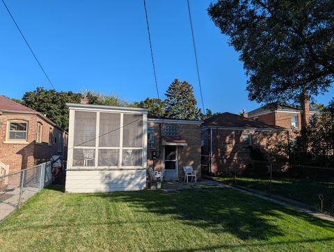 Tiny photo for 8212 S Colfax Avenue, Chicago, IL 60617 (MLS # 12570103)