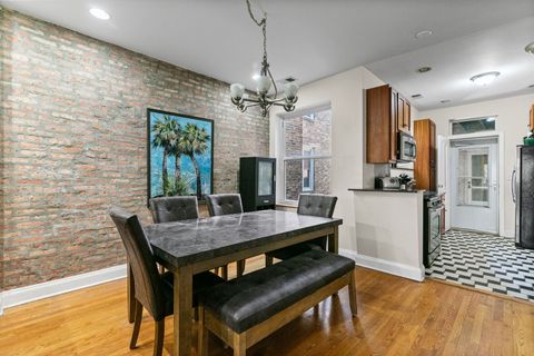 Tiny photo for 7654 N Greenview Avenue #2, Chicago, IL 60626 (MLS # 12626855)