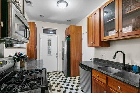 Tiny photo for 7654 N Greenview Avenue #2, Chicago, IL 60626 (MLS # 12626855)