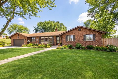 Photo of 85 Carriage Drive, Morris, IL 60450 (MLS # 12566322)