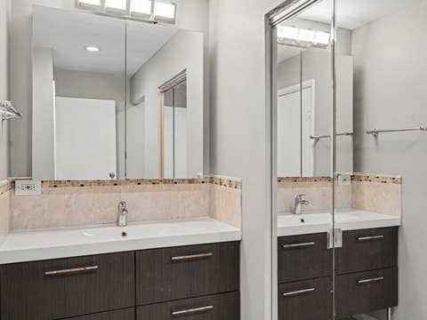 Tiny photo for 9120 Hollyberry Avenue, Des Plaines, IL 60016 (MLS # 12741625)