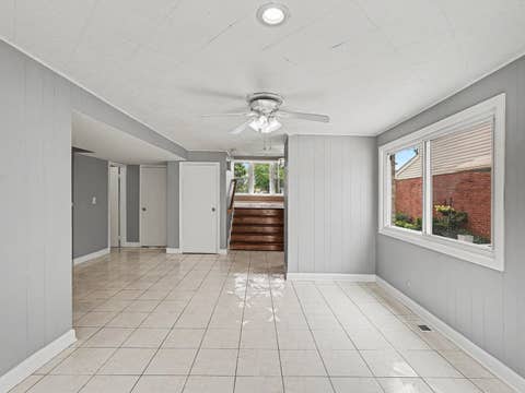 Tiny photo for 9120 Hollyberry Avenue, Des Plaines, IL 60016 (MLS # 12741625)