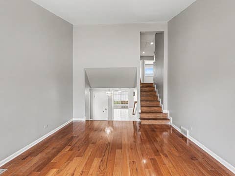Tiny photo for 9120 Hollyberry Avenue, Des Plaines, IL 60016 (MLS # 12741625)