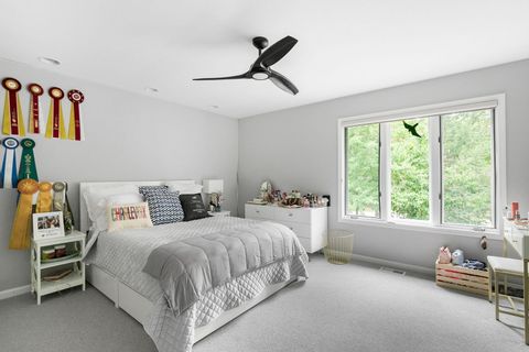 Tiny photo for 55 Trowbridge Circle, Lake Bluff, IL 60044 (MLS # 12492825)