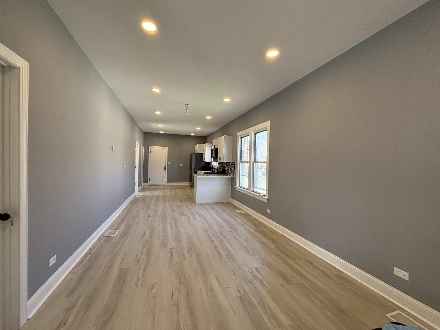 9236 S Blackstone Avenue - Photo 4