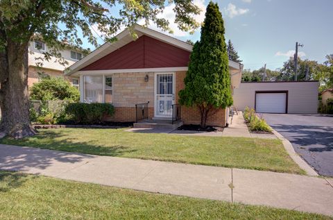 A home in Oak Lawn