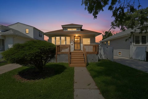 Photo of 1426 S 18th Avenue, Maywood, IL 60153 (MLS # 12736376)