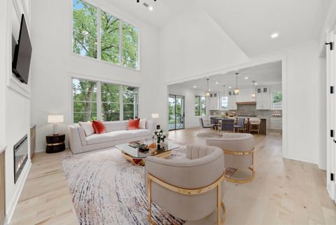Tiny photo for 15W670 83rd Street, Burr Ridge, IL 60527 (MLS # 12694969)