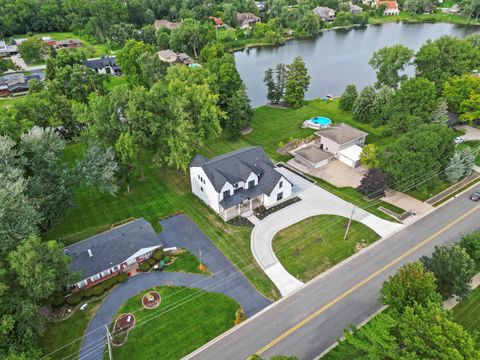 Tiny photo for 15W670 83rd Street, Burr Ridge, IL 60527 (MLS # 12694969)