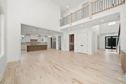 Tiny photo for 15W670 83rd Street, Burr Ridge, IL 60527 (MLS # 12694969)