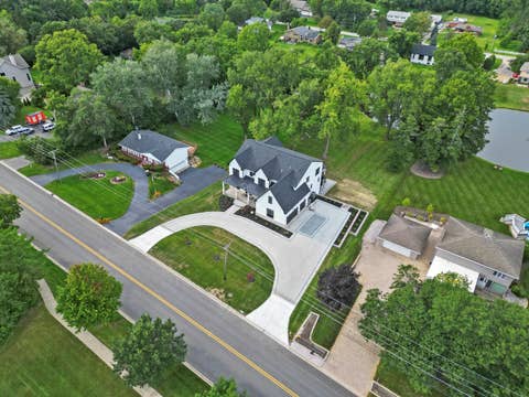Tiny photo for 15W670 83rd Street, Burr Ridge, IL 60527 (MLS # 12694969)