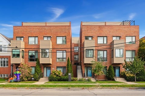 Photo of 645 Custer Avenue #403, Evanston, IL 60202 (MLS # 12759023)