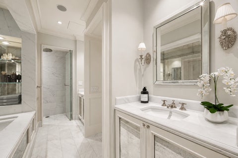 Tiny photo for 159 E Walton Place #7D, Chicago, IL 60611 (MLS # 12723886)