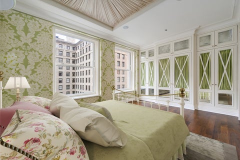 Tiny photo for 159 E Walton Place #7D, Chicago, IL 60611 (MLS # 12723886)