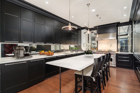 Tiny photo for 159 E Walton Place #7D, Chicago, IL 60611 (MLS # 12723886)