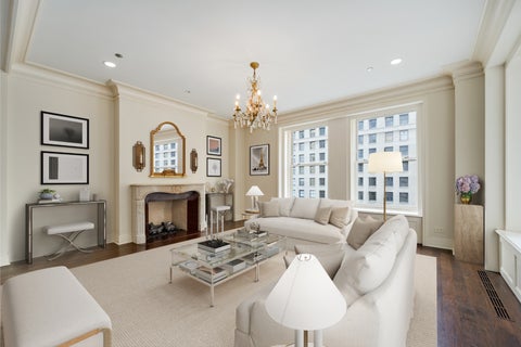 Tiny photo for 159 E Walton Place #7D, Chicago, IL 60611 (MLS # 12723886)