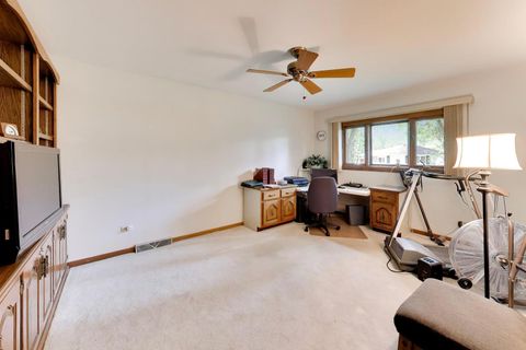 Tiny photo for 16W671 Fern Street, Willowbrook, IL 60527 (MLS # 12693868)