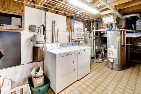 Tiny photo for 16W671 Fern Street, Willowbrook, IL 60527 (MLS # 12693868)