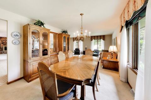 Tiny photo for 16W671 Fern Street, Willowbrook, IL 60527 (MLS # 12693868)