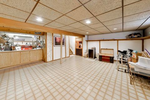 Tiny photo for 16W671 Fern Street, Willowbrook, IL 60527 (MLS # 12693868)