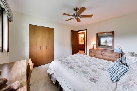 Tiny photo for 16W671 Fern Street, Willowbrook, IL 60527 (MLS # 12693868)