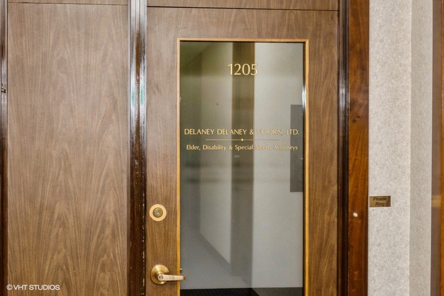 111 N Wabash Avenue 1205