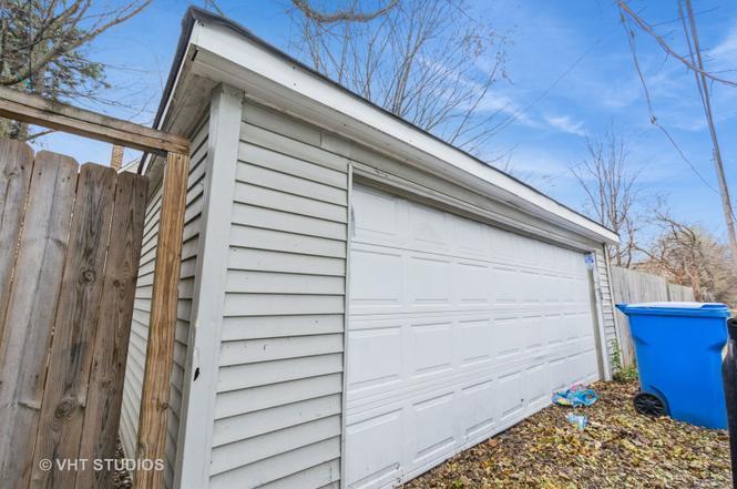 6927 S Hermitage Avenue