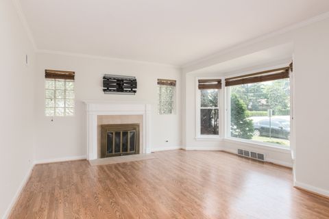 Tiny photo for 907 Wilkinson Parkway, Park Ridge, IL 60068 (MLS # 12512624)