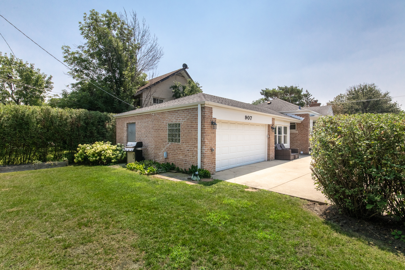 907 Wilkinson Parkway