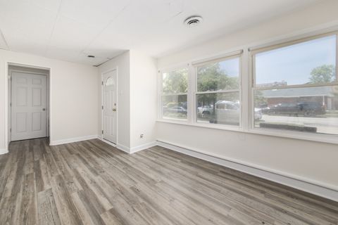 Tiny photo for 907 Wilkinson Parkway, Park Ridge, IL 60068 (MLS # 12512624)