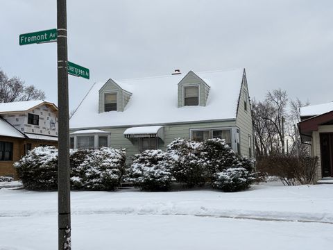 Tiny photo for 266 W Fremont Avenue, Elmhurst, IL 60126 (MLS # 12556185)