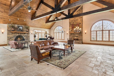 Tiny photo for 9 Squire Lane, St. Charles, IL 60174 (MLS # 12408553)