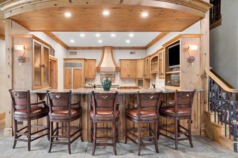 Tiny photo for 9 Squire Lane, St. Charles, IL 60174 (MLS # 12408553)