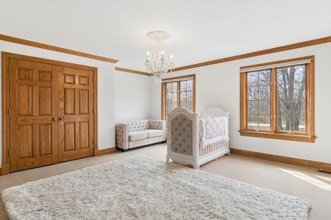 Tiny photo for 9 Squire Lane, St. Charles, IL 60174 (MLS # 12408553)