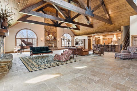 Tiny photo for 9 Squire Lane, St. Charles, IL 60174 (MLS # 12408553)