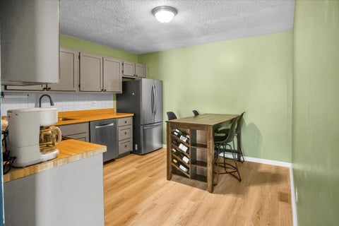 Tiny photo for 15340 Holly Court #B, Oak Forest, IL 60452 (MLS # 12790512)