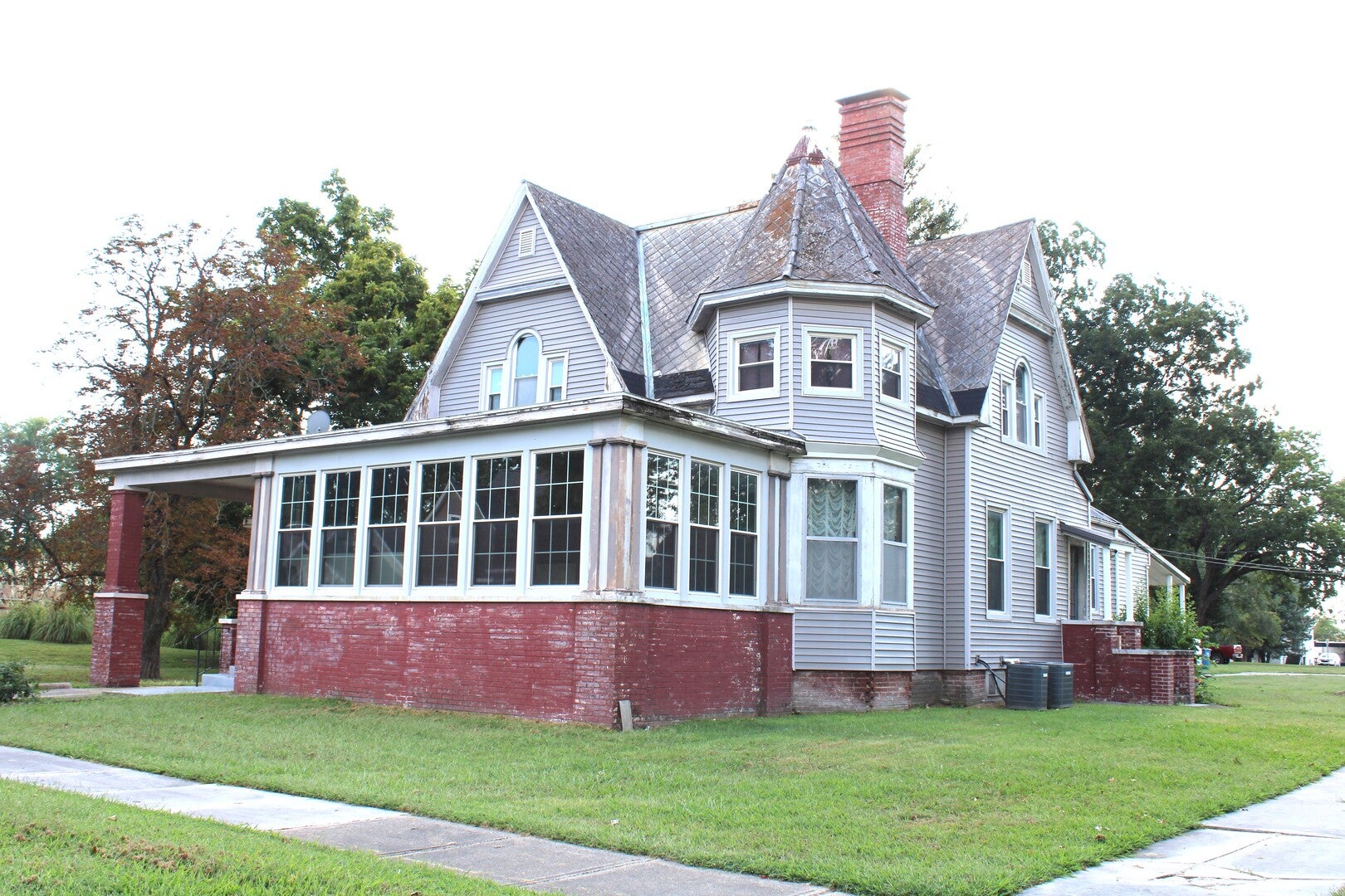 304 S Maple Street
