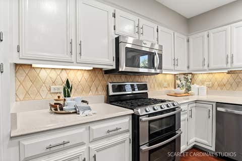 Tiny photo for 1600 Harris Drive, Aurora, IL 60502 (MLS # 12660871)
