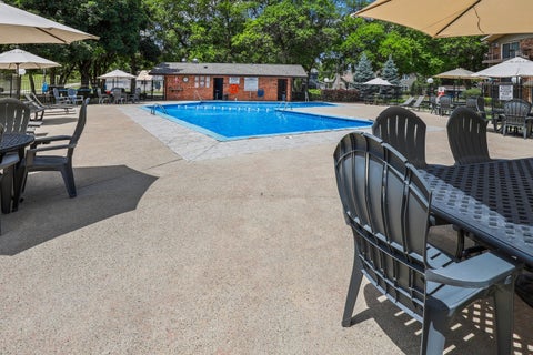 Tiny photo for 5337 Waterbury Court #2505, Crestwood, IL 60418 (MLS # 12666027)