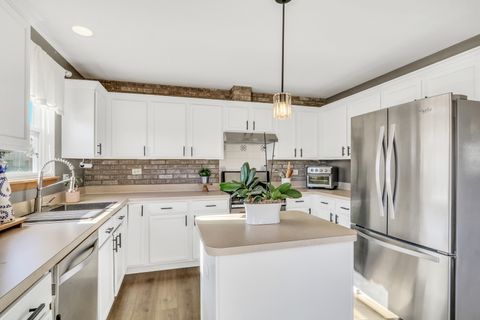 Tiny photo for 34394 N Goldenrod Court #END, Round Lake, IL 60073 (MLS # 12519396)