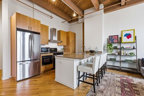 Tiny photo for 1040 W ADAMS Street #416, Chicago, IL 60607 (MLS # 12562985)