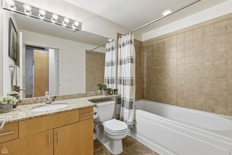 Tiny photo for 1040 W ADAMS Street #416, Chicago, IL 60607 (MLS # 12562985)