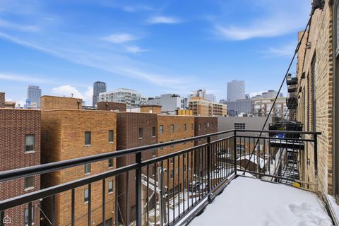 Tiny photo for 1040 W ADAMS Street #416, Chicago, IL 60607 (MLS # 12562985)
