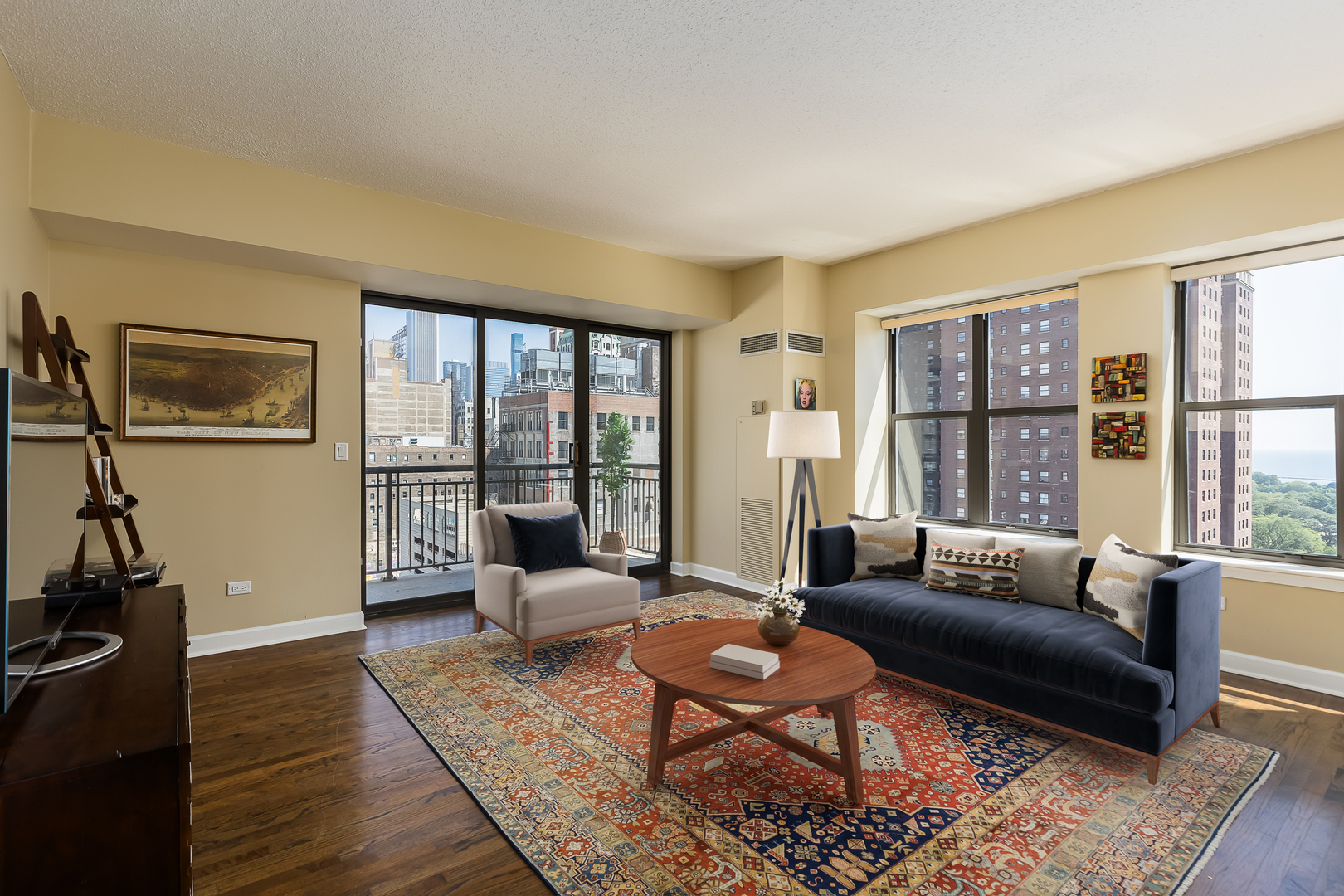 41 E 8th Street 1401