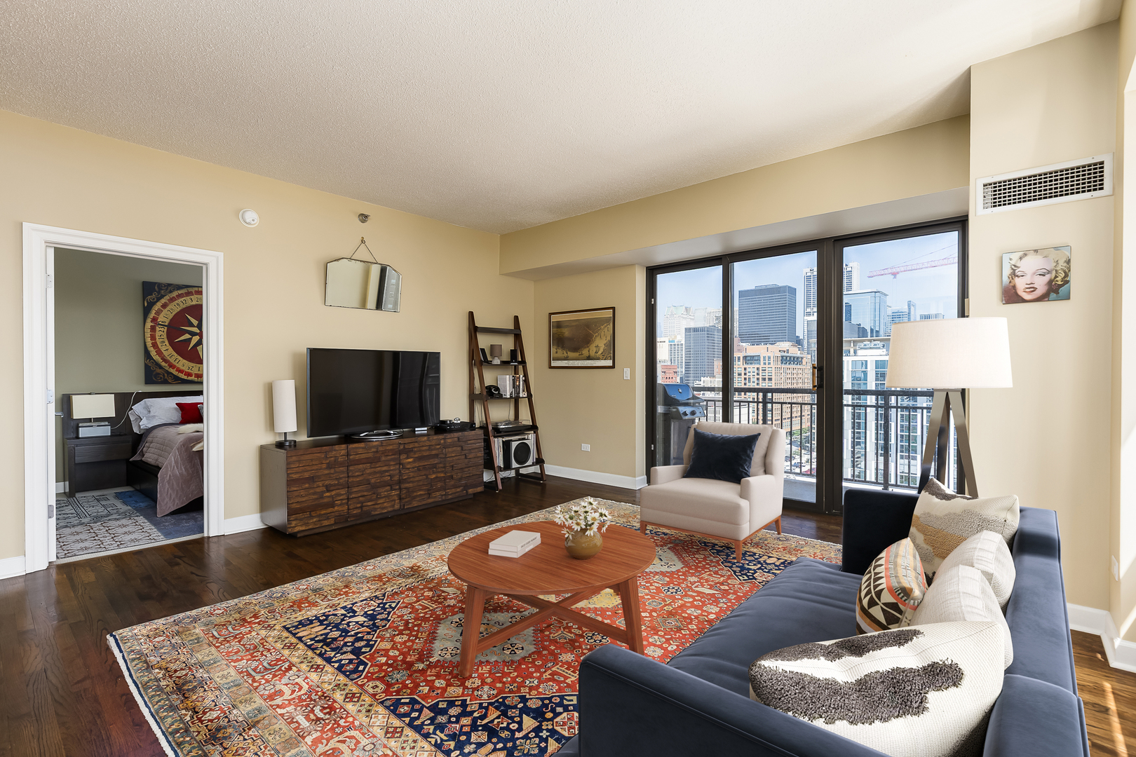 41 E 8th Street 1401