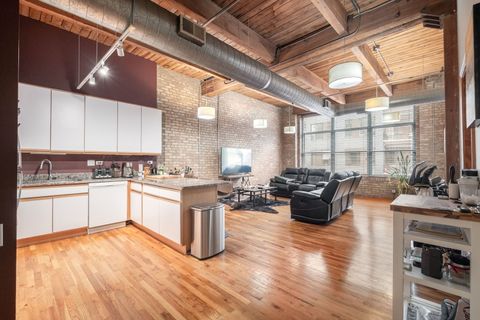 Tiny photo for 1017 W Washington Boulevard #3E, Chicago, IL 60607 (MLS # 12575046)