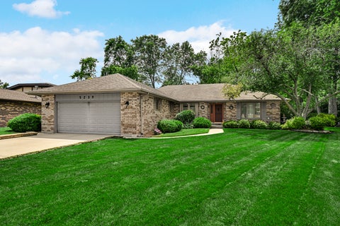 Tiny photo for 5239 Laramie Court, Oak Forest, IL 60452 (MLS # 12693334)