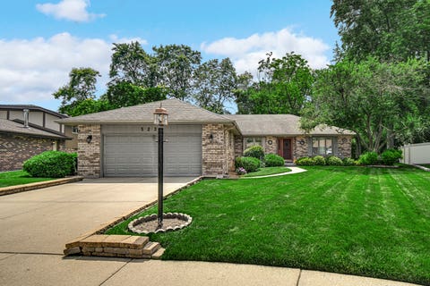 Tiny photo for 5239 Laramie Court, Oak Forest, IL 60452 (MLS # 12693334)