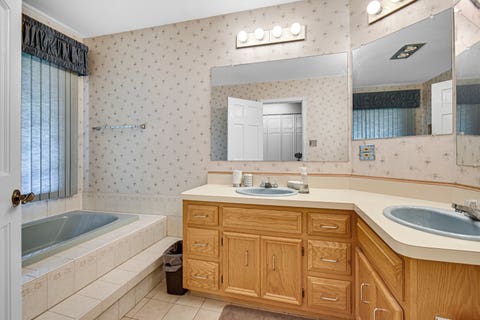 Tiny photo for 5239 Laramie Court, Oak Forest, IL 60452 (MLS # 12693334)