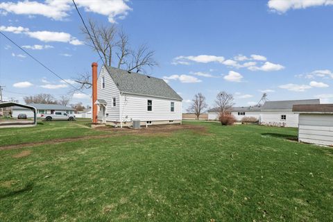 Tiny photo for 619 E 11th Street, Gibson City, IL 60936 (MLS # 12590754)